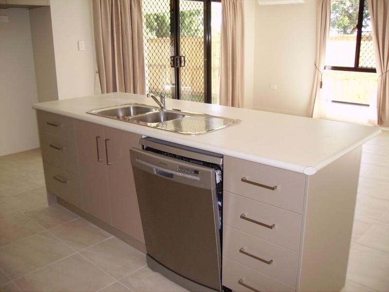 76 Eton Street, West Rockhampton QLD 4700