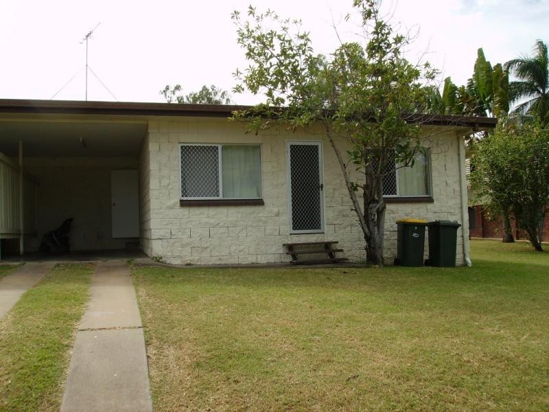 Unit 2/1 Ferricks Avenue, Frenchville QLD 4701