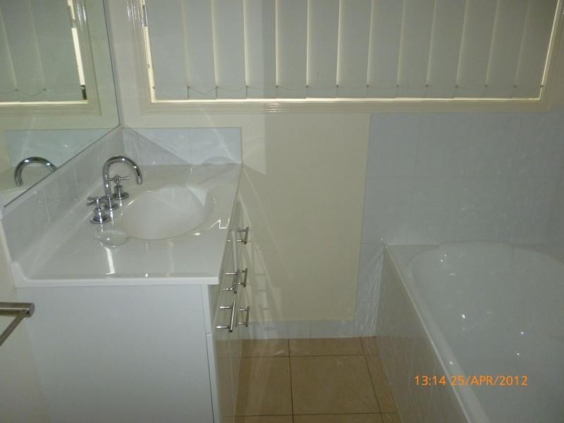 14 Annie Close, Gracemere QLD 4702