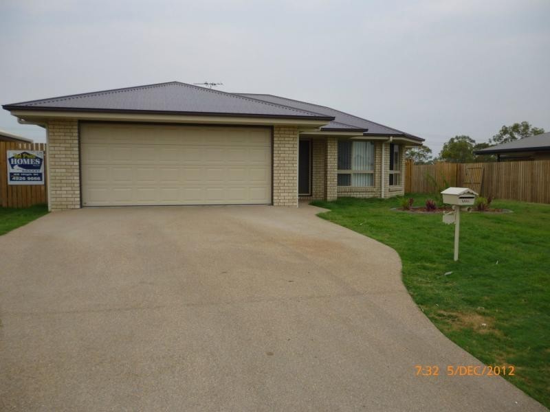 24 Owen Avenue, Gracemere QLD 4702