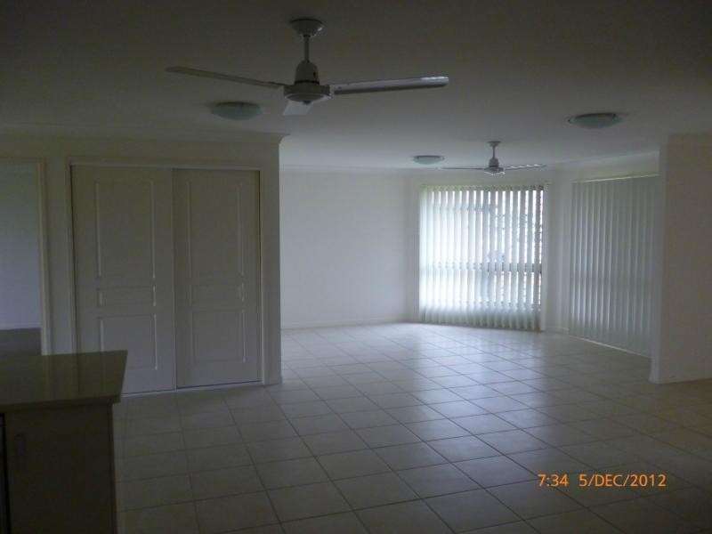 24 Owen Avenue, Gracemere QLD 4702