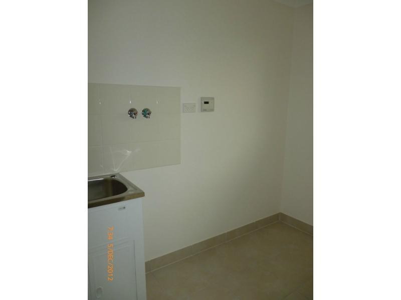 24 Owen Avenue, Gracemere QLD 4702