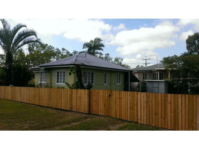 1A Nathan, Allenstown QLD 4700