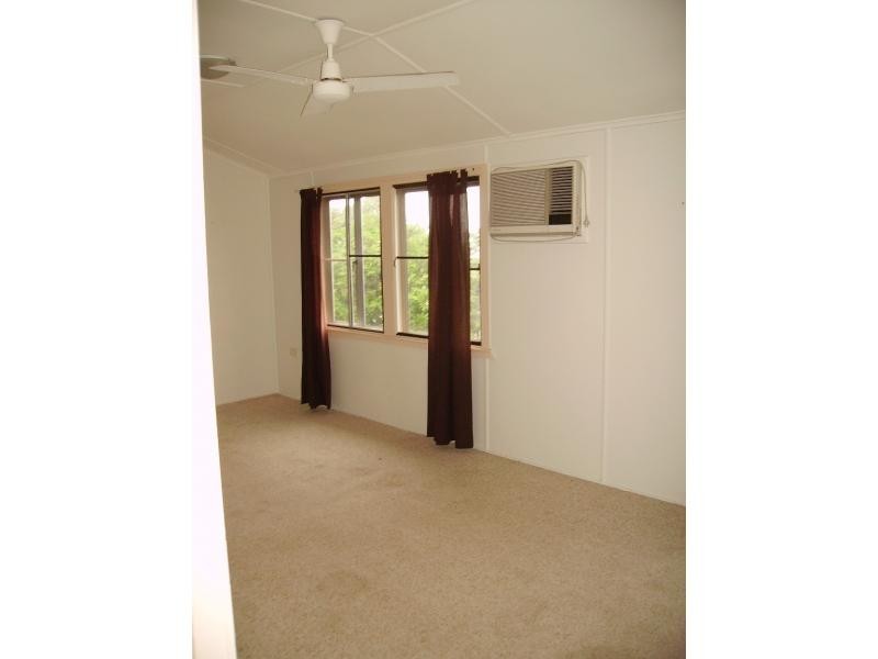 139 Rundle Street, Wandal QLD 4700