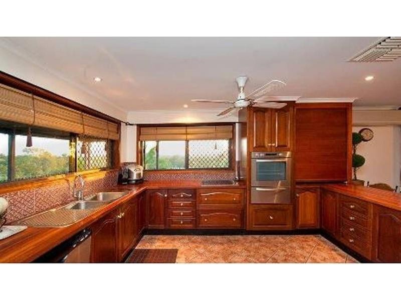 2 Fryer Avenue, Frenchville QLD 4701