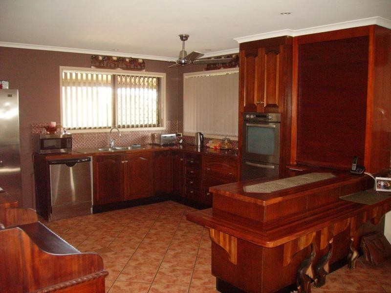 2 Fryer Avenue, Frenchville QLD 4701