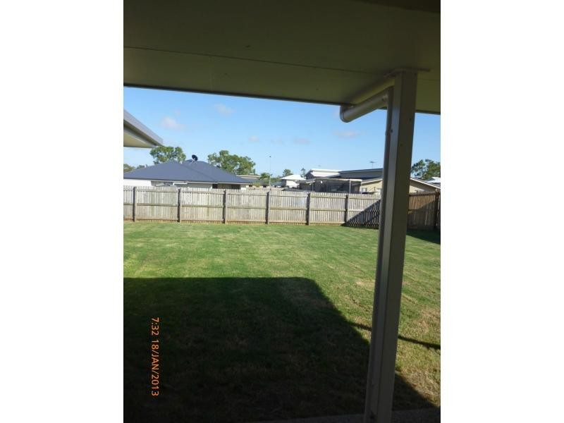 5 Jane Crescent, Gracemere QLD 4702