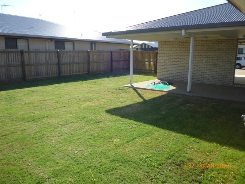 5 Jane Crescent, Gracemere QLD 4702