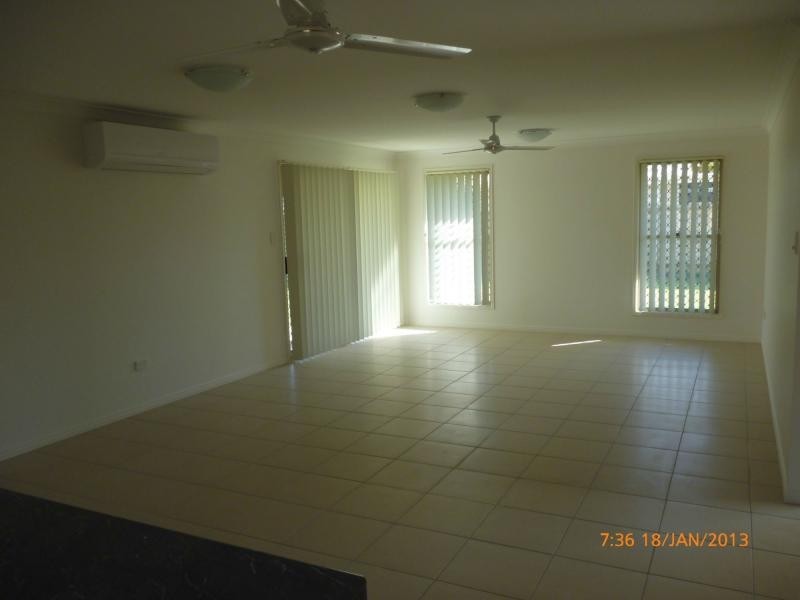 16 Jane Street, Gracemere QLD 4702