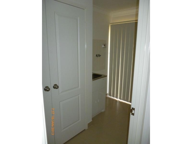 16 Jane Street, Gracemere QLD 4702