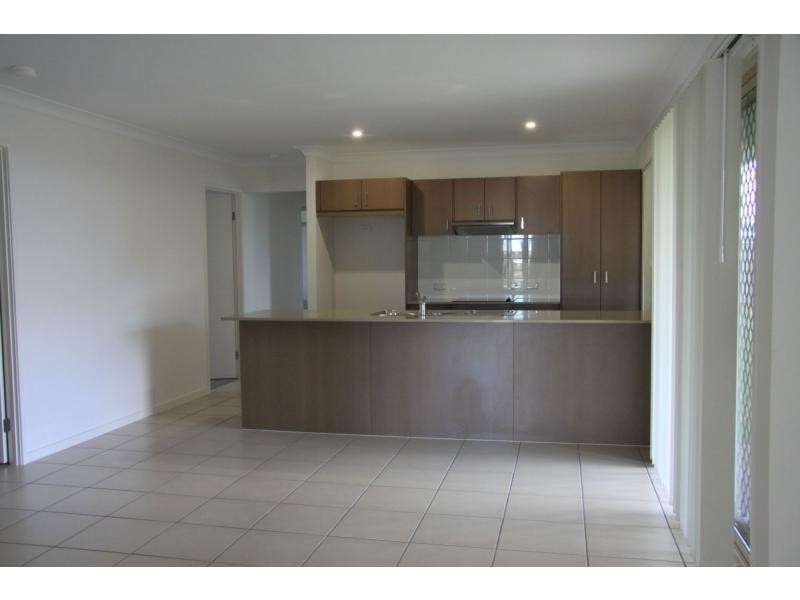 11 Premier Court, Gracemere QLD 4702