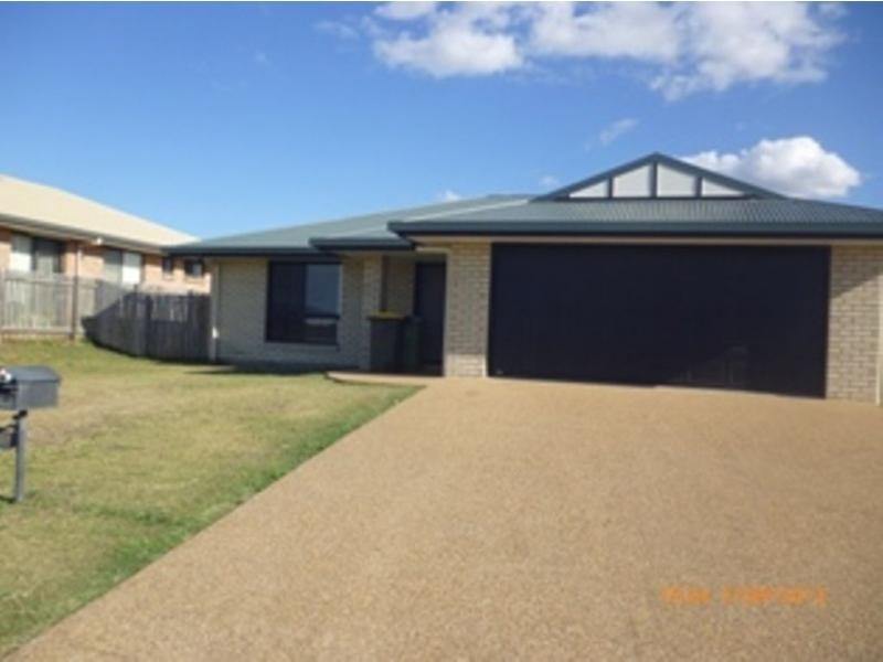 37 Seonaid Place, Gracemere QLD 4702