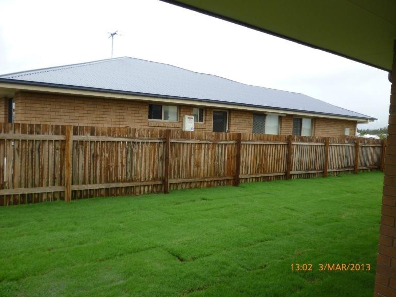 17 CHERRYFIELD Road, Gracemere QLD 4702