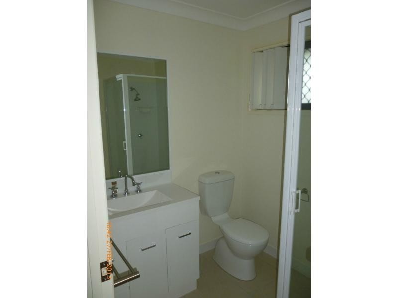 1 Warra Place, Gracemere QLD 4702