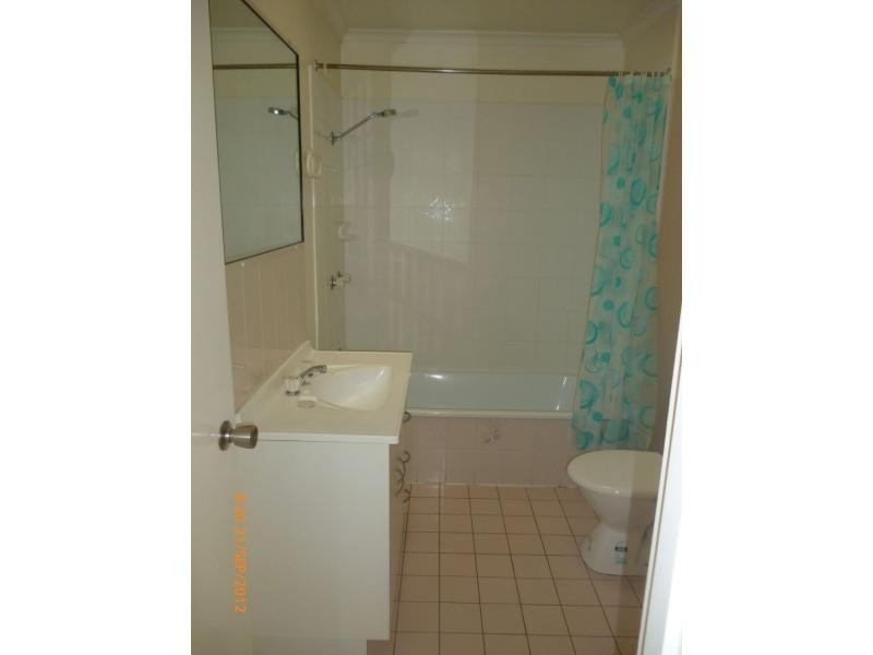 1/291 Carlton Street, Kawana QLD 4701