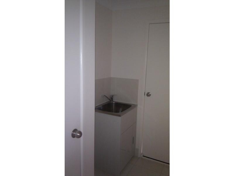 12 Jane Street, Gracemere QLD 4702