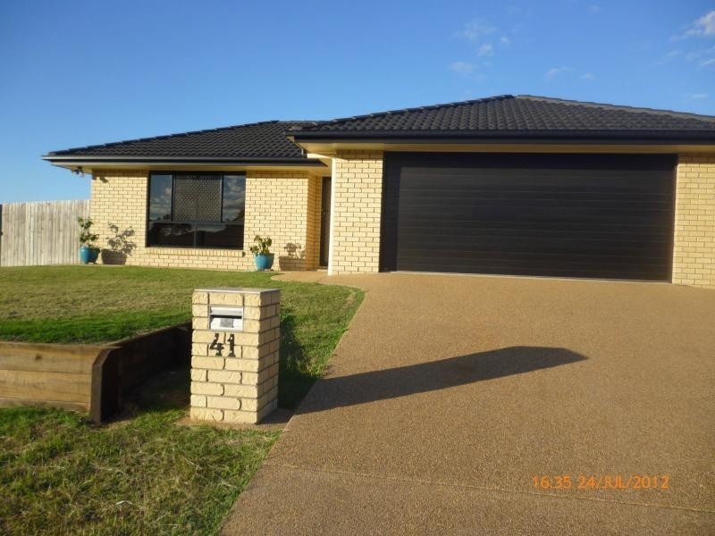 41 Corella Drive, Rosella Park Estate, Gracemere QLD 4702