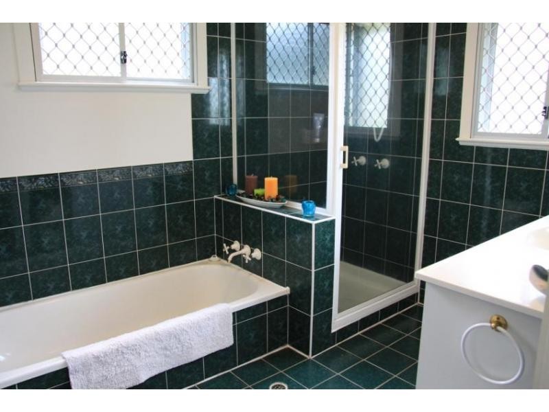 296 Denham Street, The Range QLD 4700