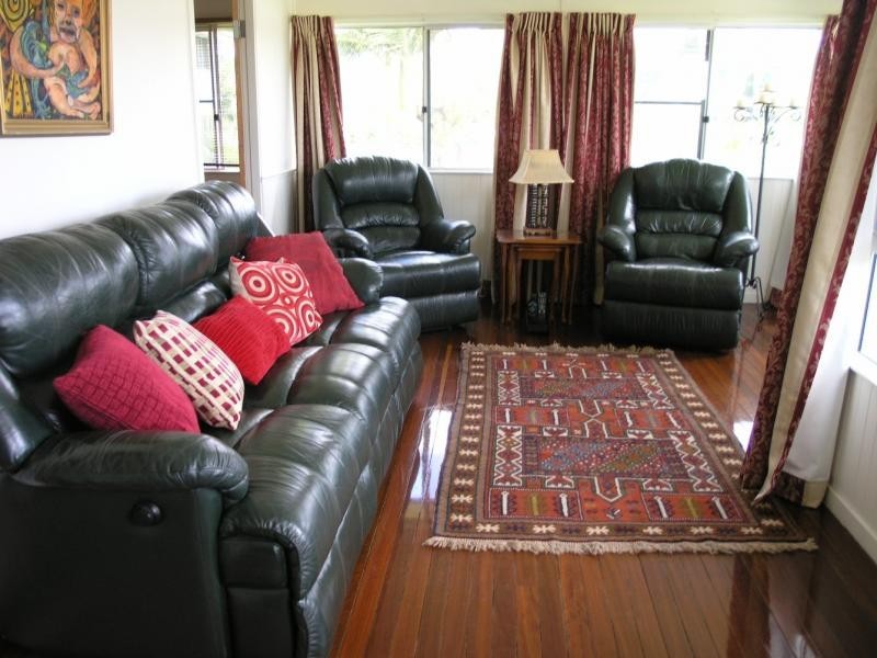 296 Denham Street, The Range QLD 4700