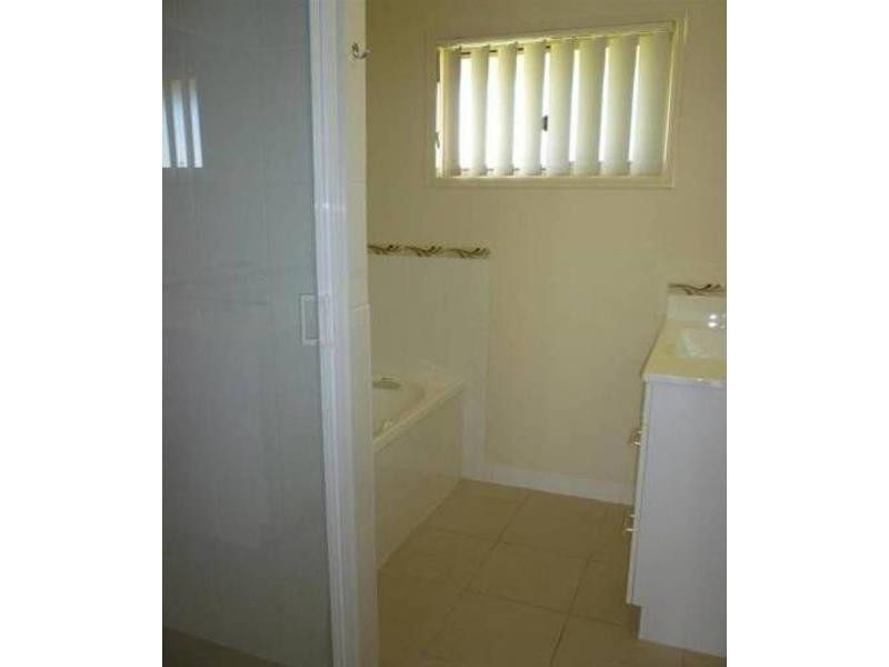 21 Joseph Street, Gracemere QLD 4702