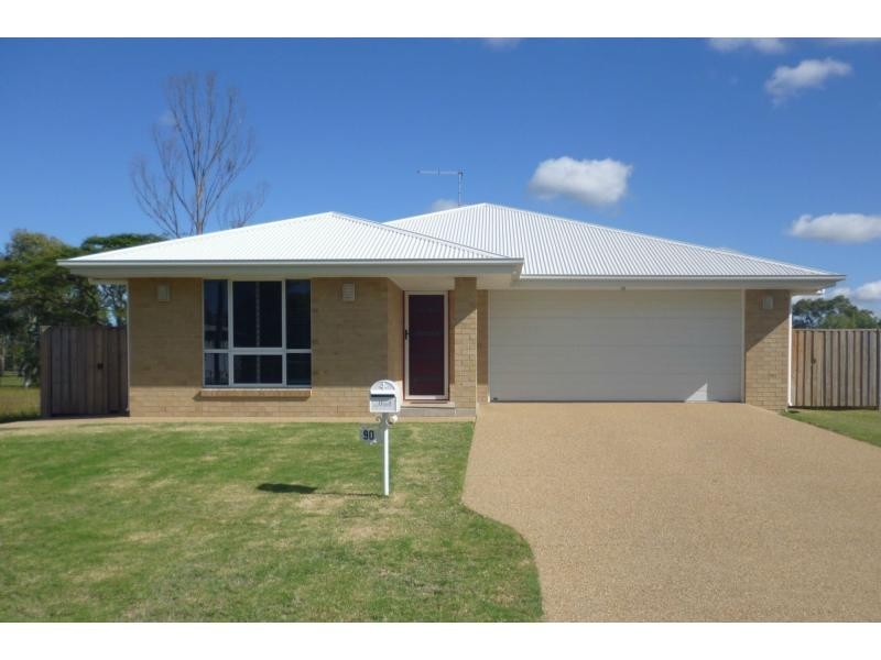 90 Eton Street, West Rockhampton QLD 4700