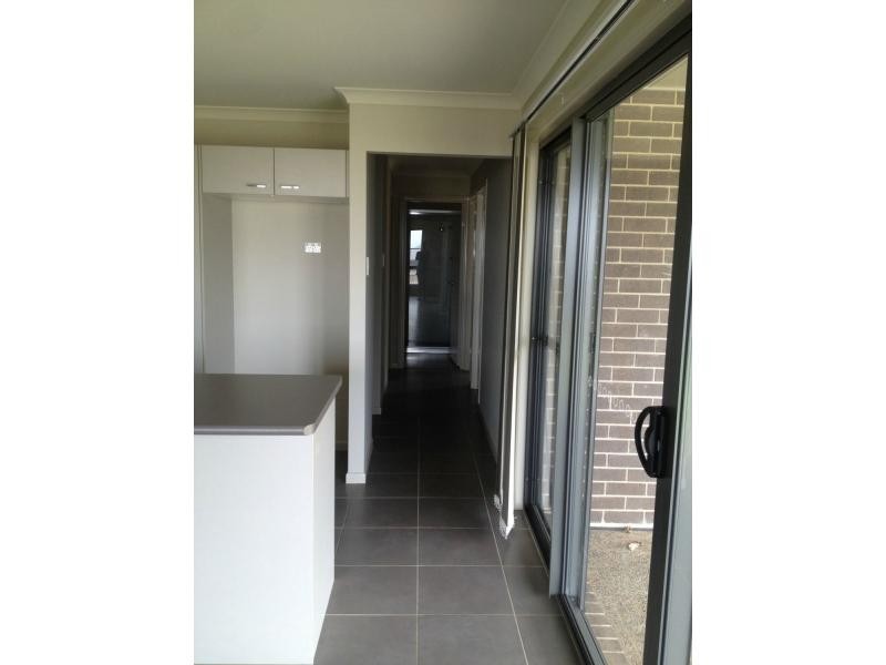 44 Burke And Wills Drive, Gracemere QLD 4702