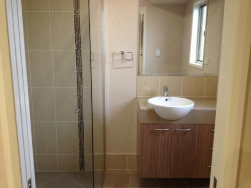 12 Broadhurst Drive, Gracemere QLD 4702