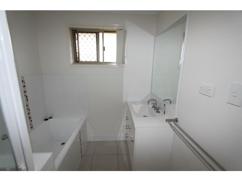 30 Audrey Drive, Gracemere QLD 4702