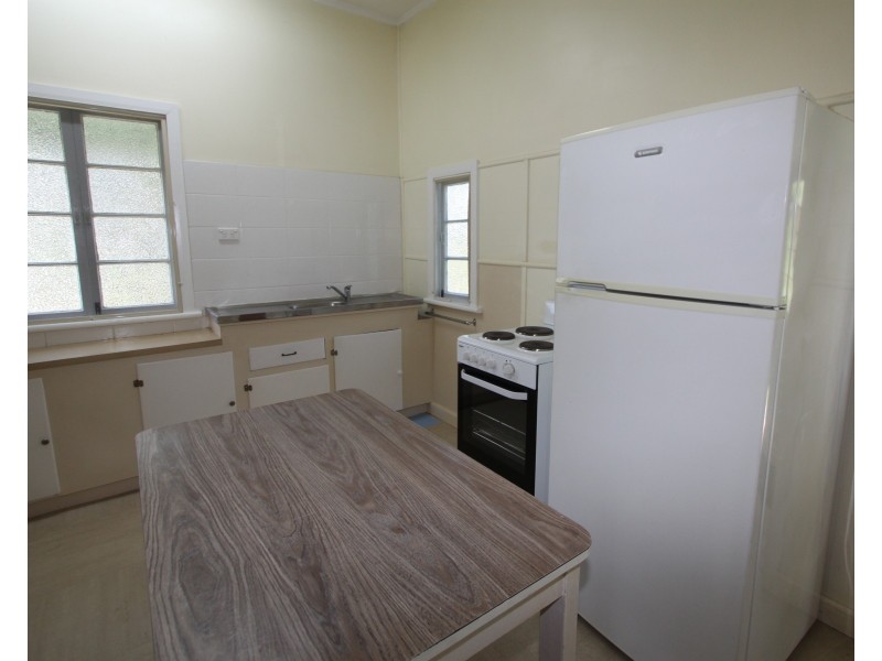 311 Denham Street, The Range QLD 4700