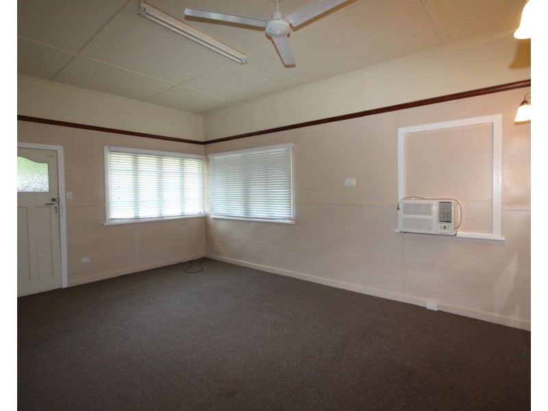 311 Denham Street, The Range QLD 4700