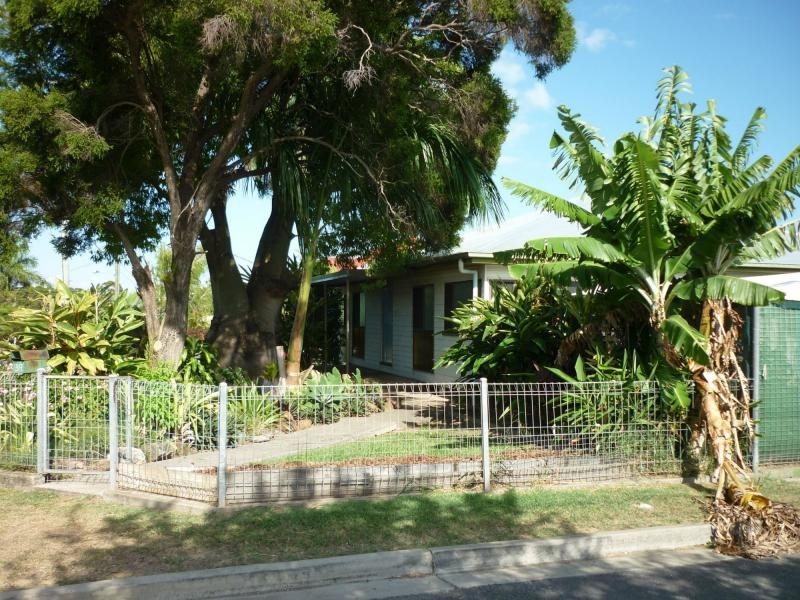 39 Card Street, Berserker QLD 4701