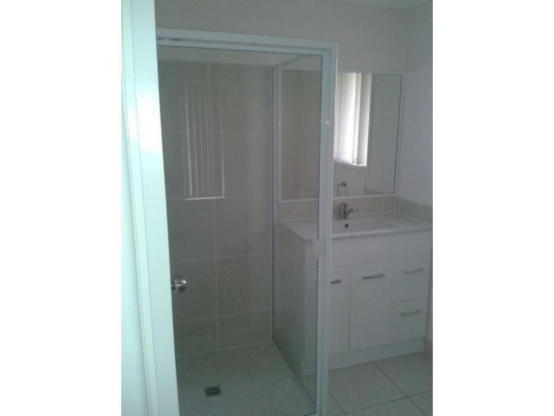 17 Bronco Crescent, Gracemere QLD 4702