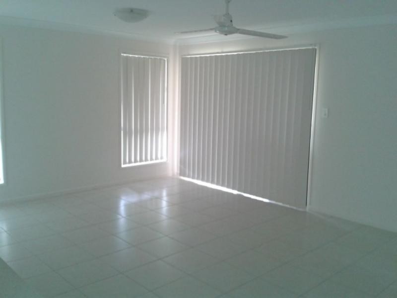 17 Bronco Crescent, Gracemere QLD 4702