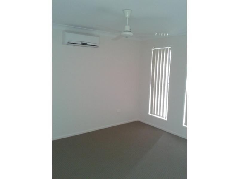 17 Bronco Crescent, Gracemere QLD 4702