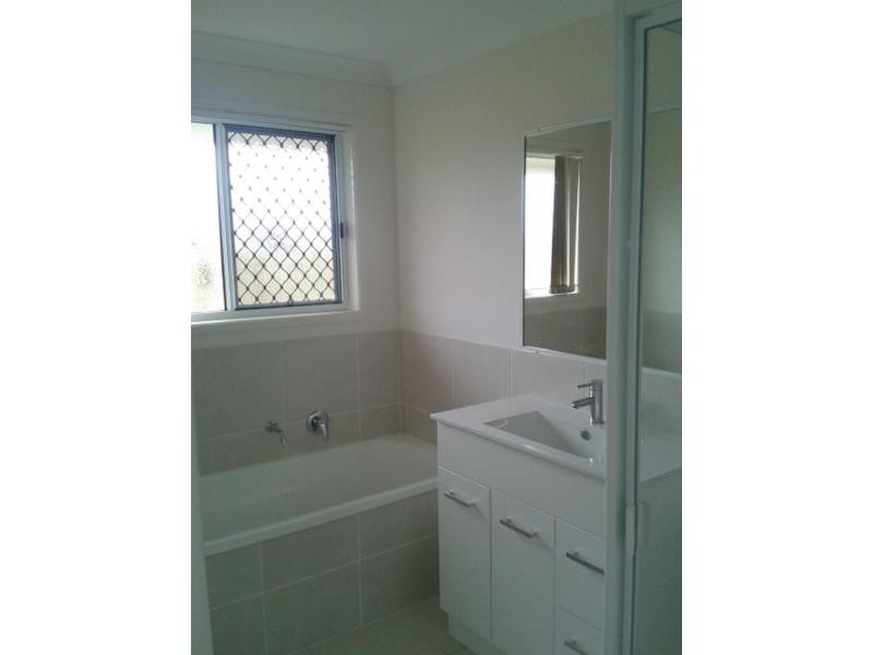 58 Bronco Crescent, Gracemere QLD 4702