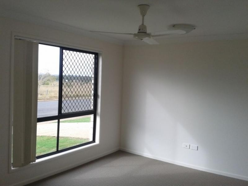 10 Allen Road, Gracemere QLD 4702