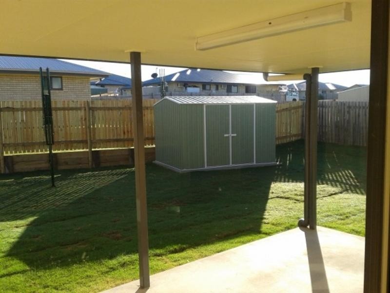 8 Fillwood Court, Gracemere QLD 4702