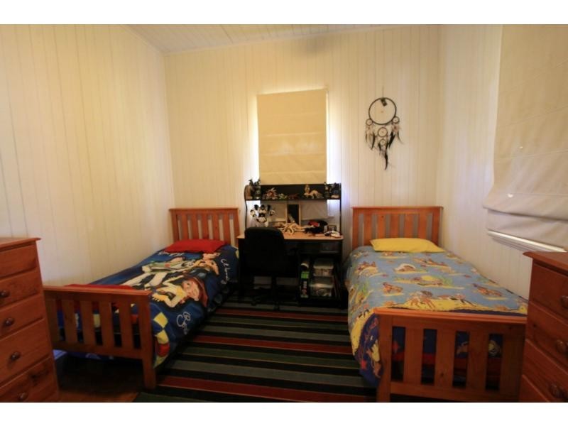 37 Jessie Street, The Range QLD 4700