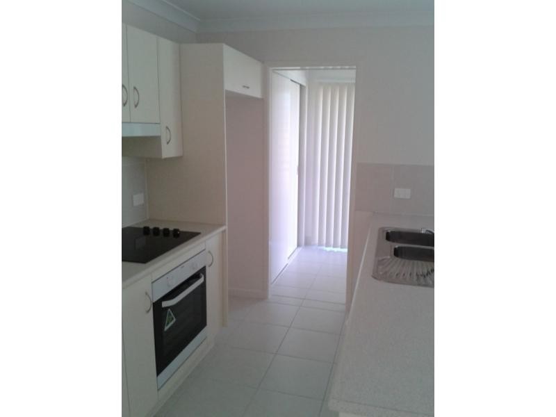 64 Bronco Crescent, Gracemere QLD 4702