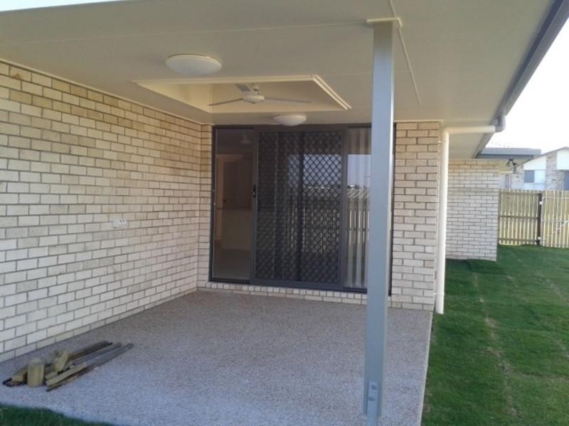 64 Bronco Crescent, Gracemere QLD 4702