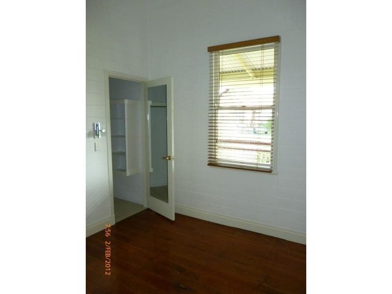 1 King Street, The Range QLD 4700