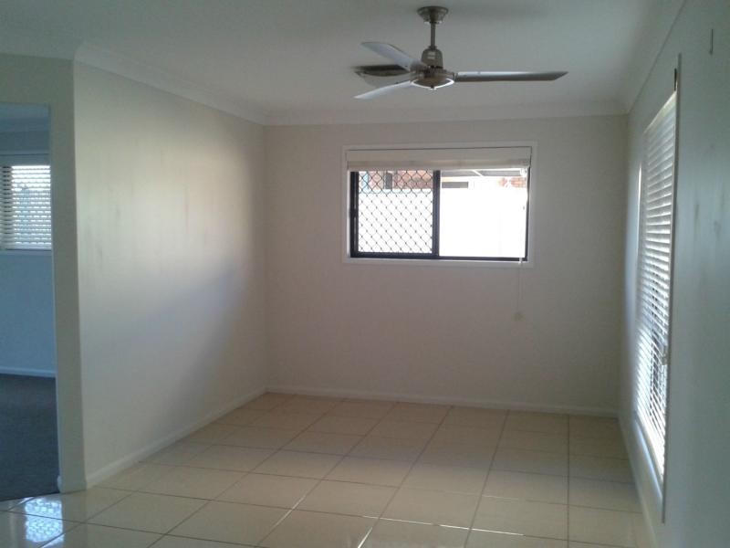 8 Poinciana Place, Gracemere QLD 4702