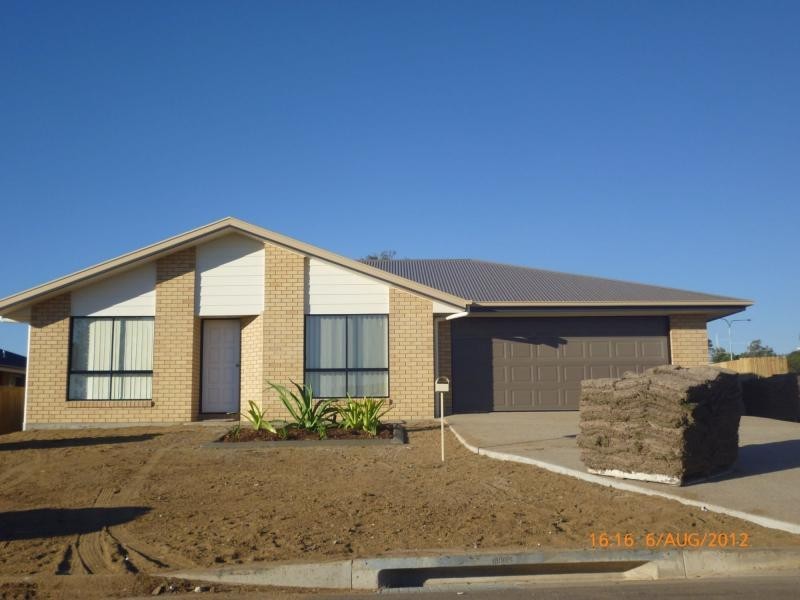 15 Jane Crescent, Gracemere QLD 4702