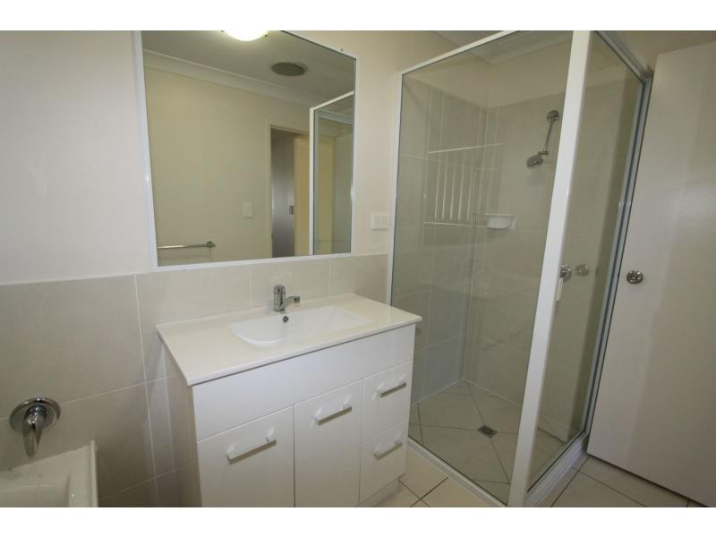 19 Bronco Crescent, Gracemere QLD 4702