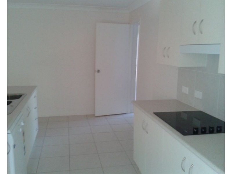 35 Bronco Crescent, Gracemere QLD 4702