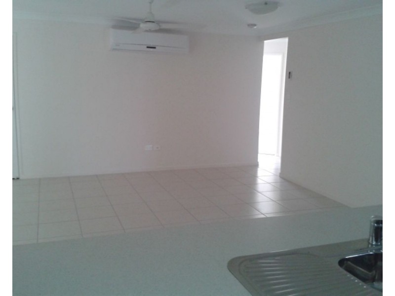 35 Bronco Crescent, Gracemere QLD 4702