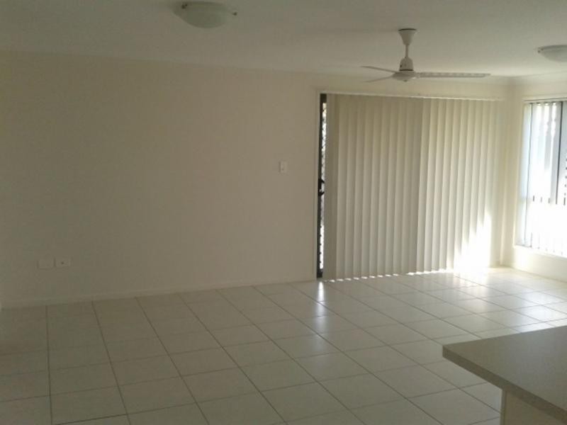 18 Bronco Crescent, Gracemere QLD 4702