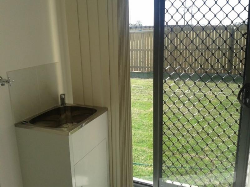 18 Bronco Crescent, Gracemere QLD 4702