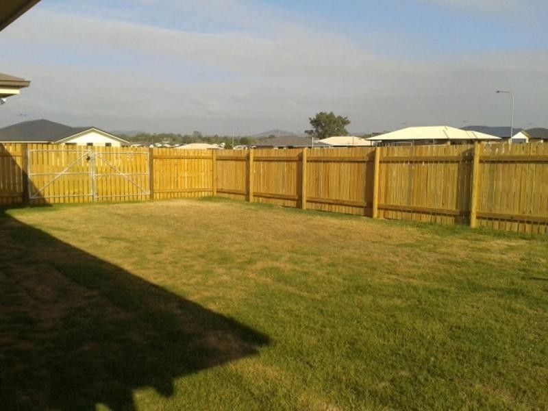 62 Abby Drive, Gracemere QLD 4702