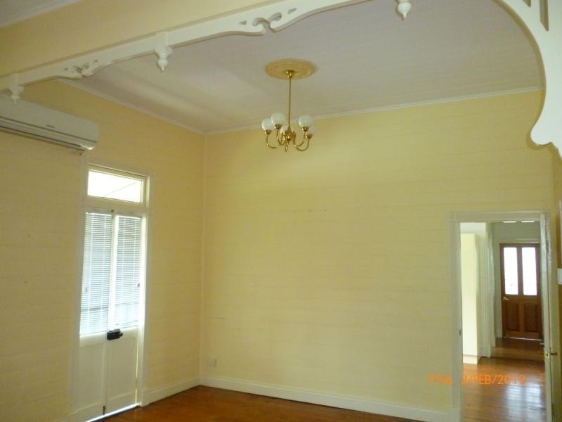 1 King Street, The Range QLD 4700